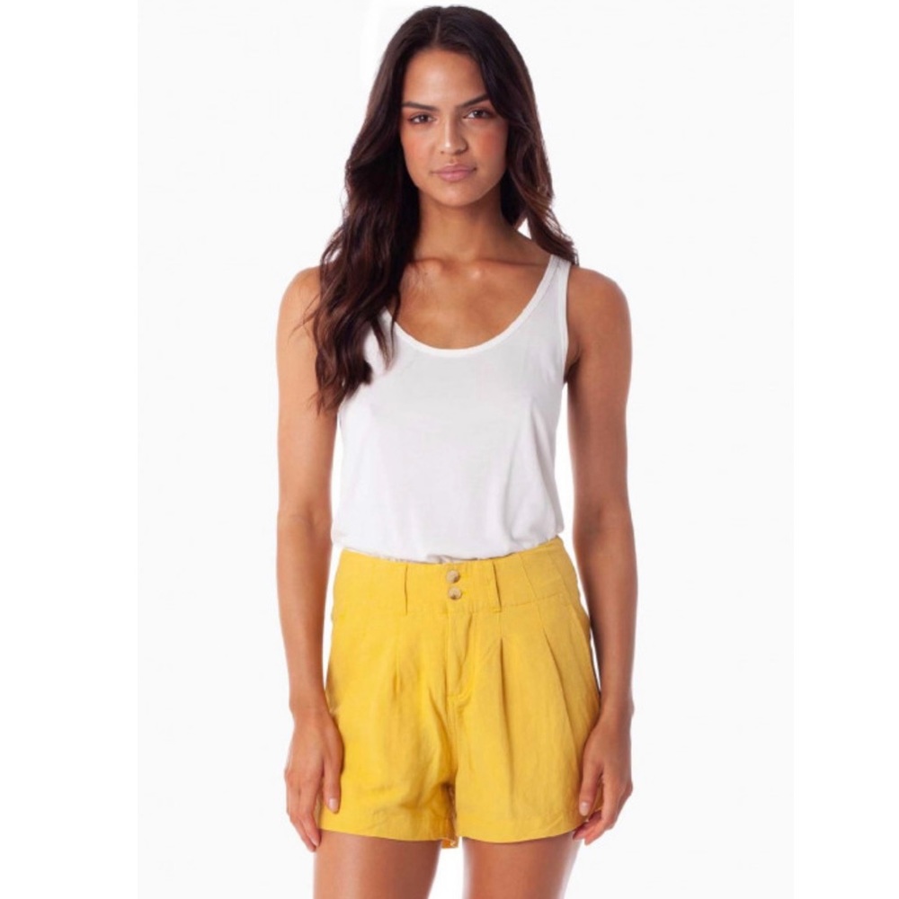 Rhythm. Made For Adventure Venice Linen Pleated Shorts
